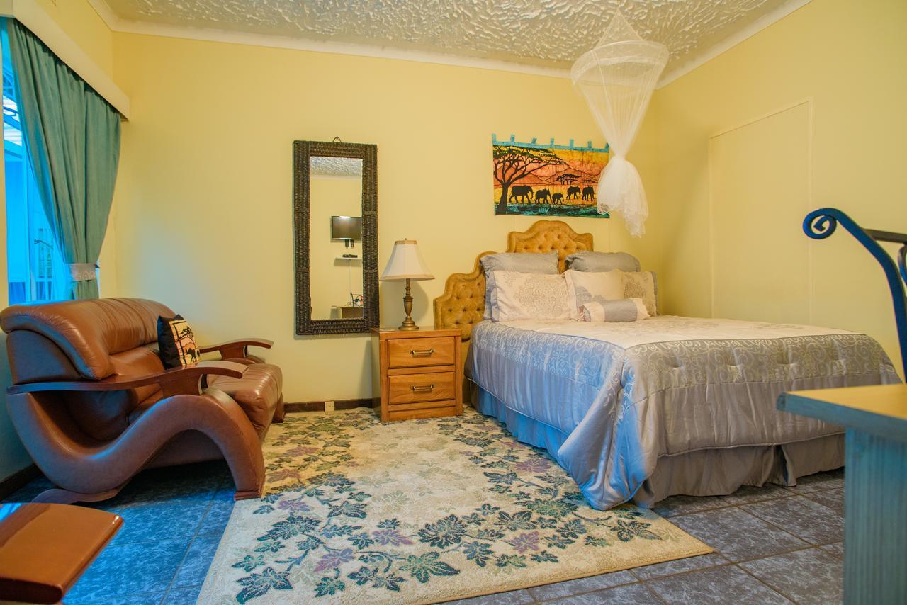 Art Lodge *